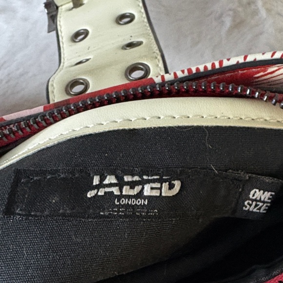 Cherry Print Red and White Shoulder Bag 🍒 - Picture 3 of 7